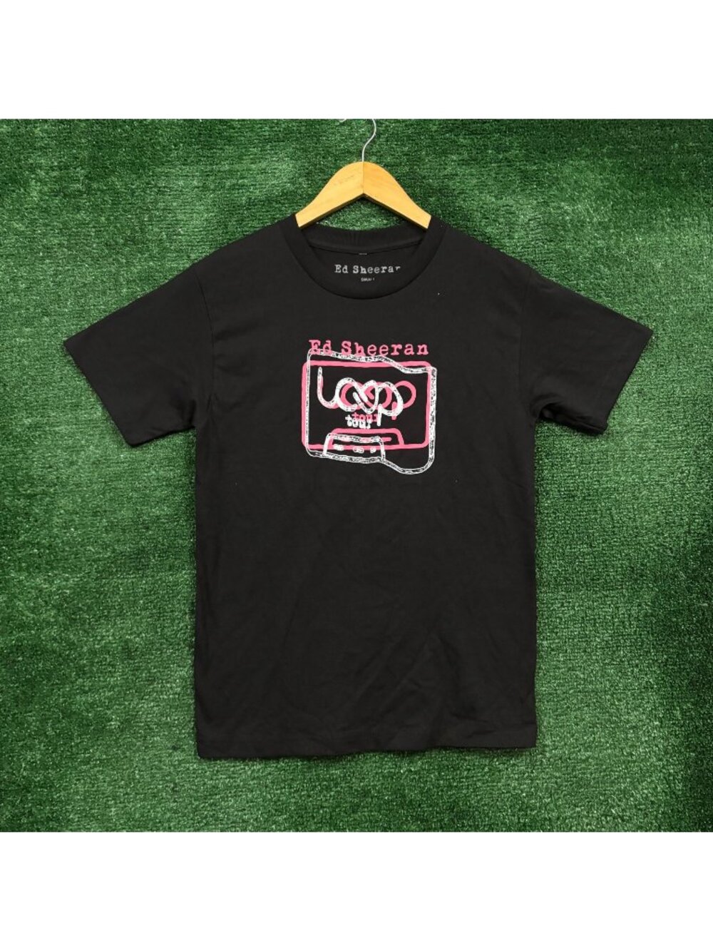 Ed Sheeran Loop Tour T-Shirt Size Small